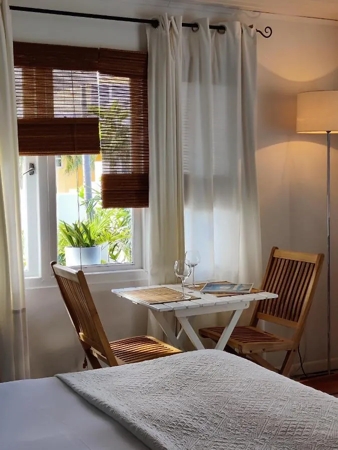 Pensionat Bon Bini Studio Hotell Palm Beach